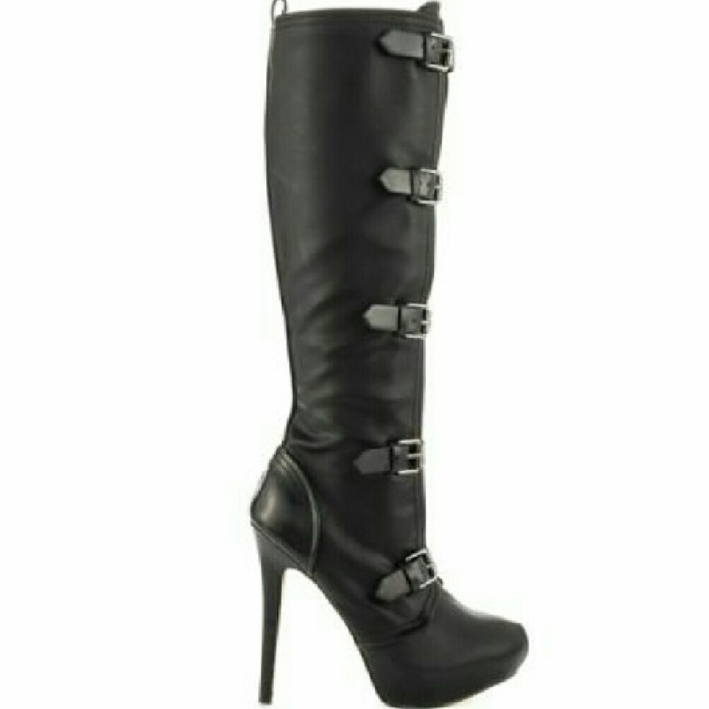 PRICE DROP! NWT Black stiletto sexy boots 👢